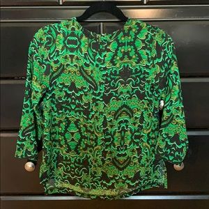 H&M 3/4 Sleeve Blouse. Green patterned. Size 2